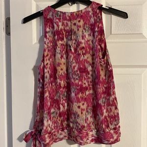 Apt 9 size large sleeveless blouse with side tie.